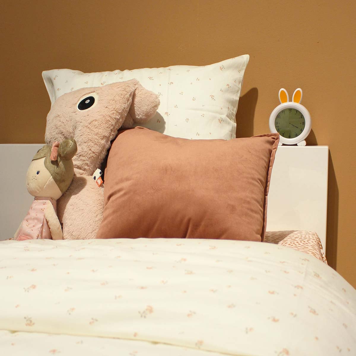 alecto-baby-core-bc-100-r-veil-jour-nuit-veilleuse-lapin image 7